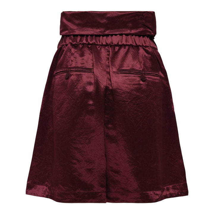 Club21 - ISSEY MIYAKE - Gleam Wide Pants Short - SHORTS - Dark Purple