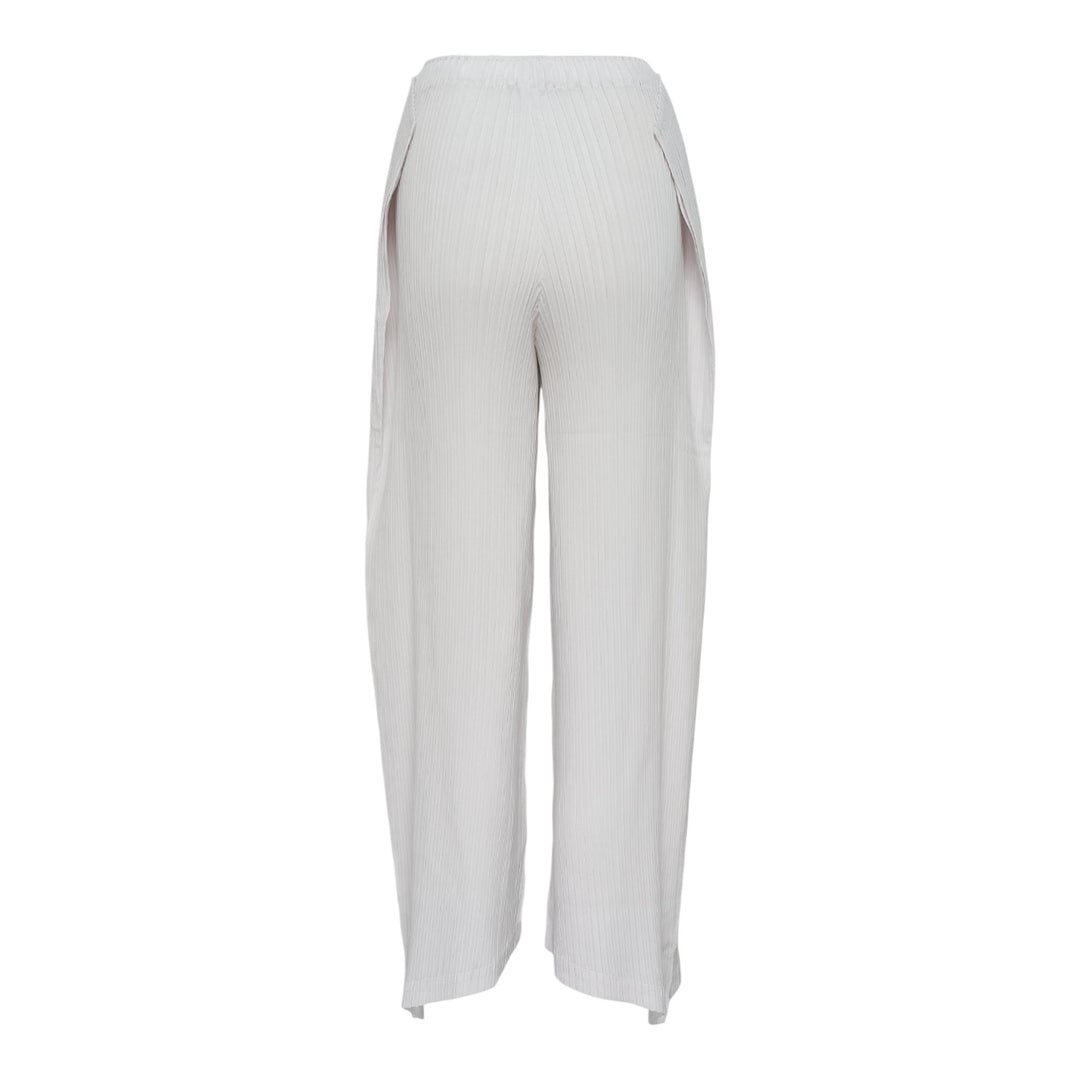 Club21 - ISSEY MIYAKE - Shadow Study Pleats Solid Trousers - PLEATED PANTS - Washi White