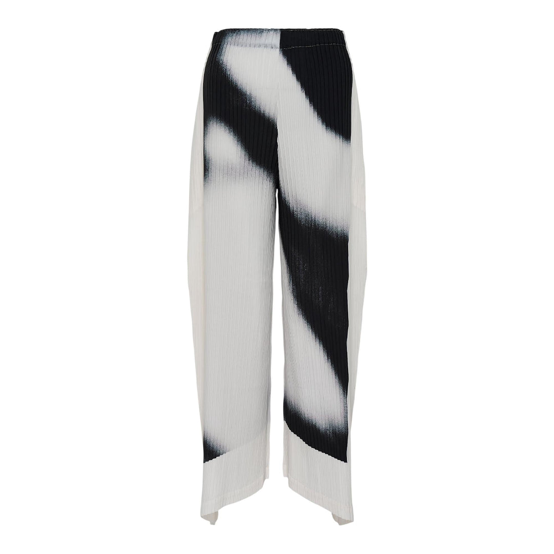 Club21 - ISSEY MIYAKE - Shadow Study Pleats Woven Pants - PLEATED PANTS - Light