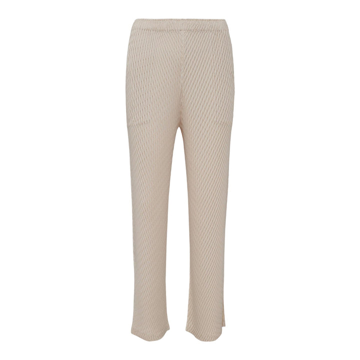 Club21 - ISSEY MIYAKE - Sleek Pleats Pleated Pants - PLEATED PANTS - Ivory
