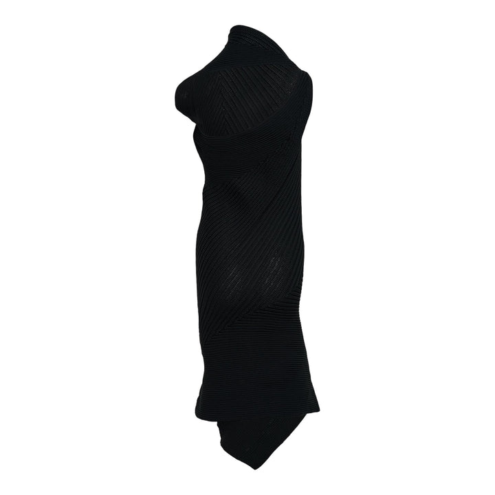 Club21 - ISSEY MIYAKE - Subdued Knit Dress - KNIT DRESSES - Black