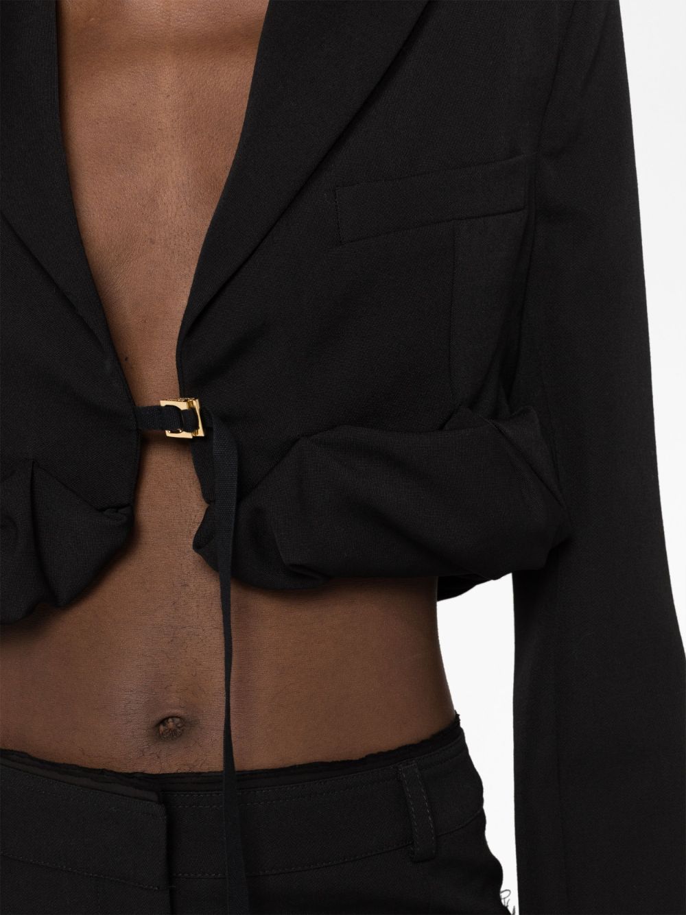 JACQUEMUS-La-Veste-Croissant-Black-3