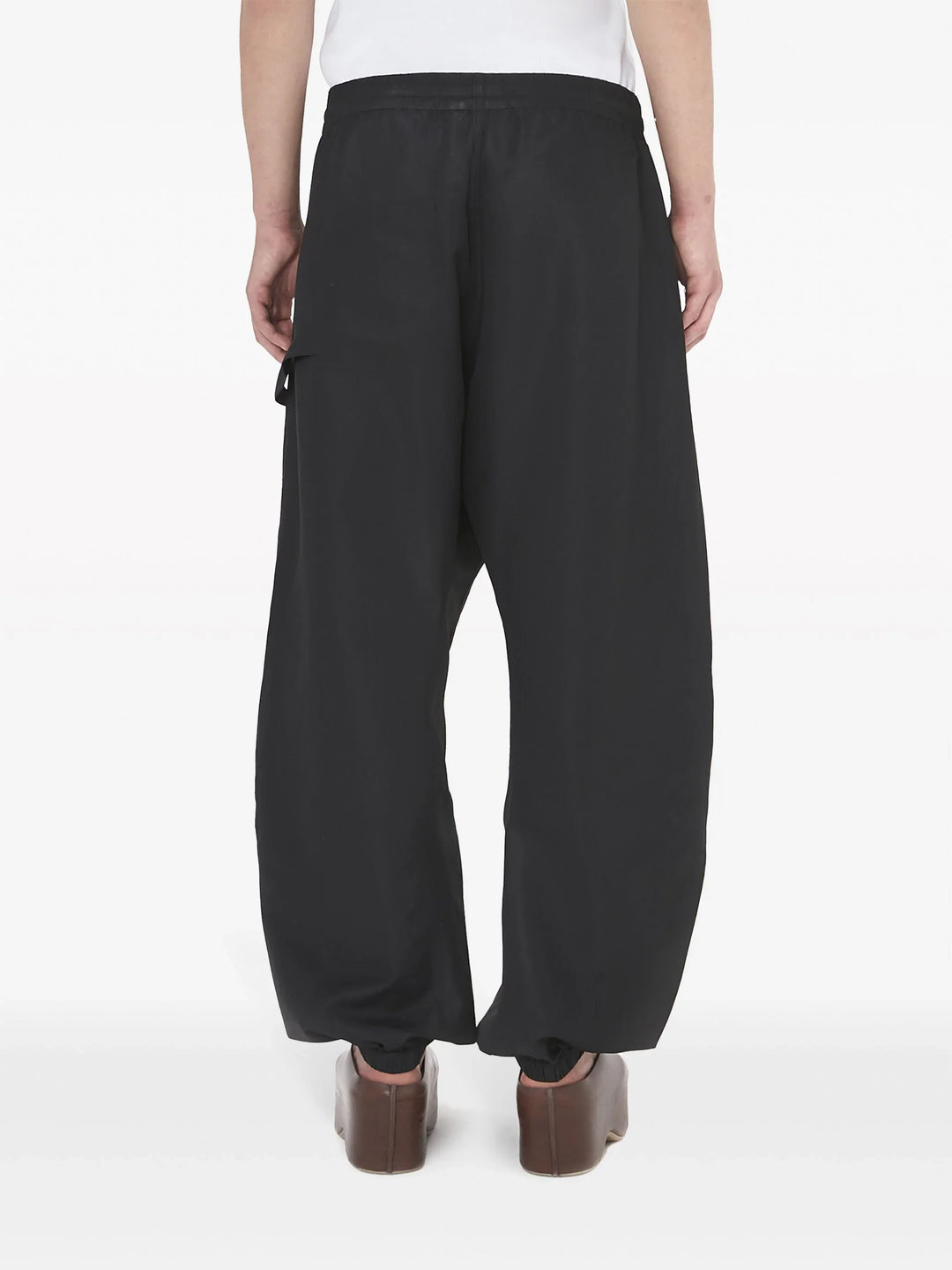 JW-Anderson-Twisted-Joggers-Black-4