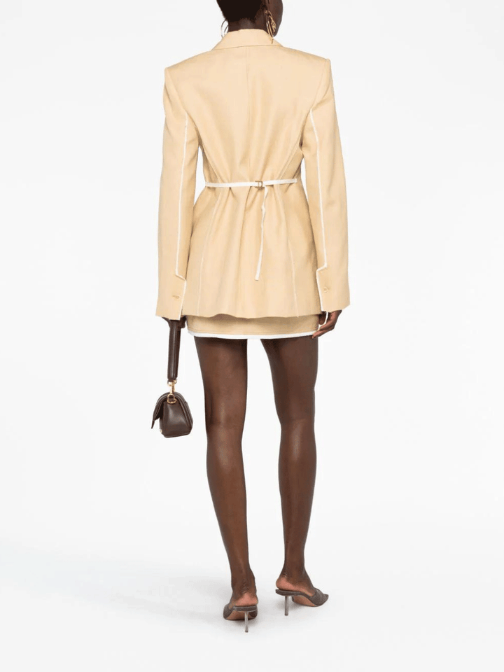 Jacquemus-La-Veste-Caraco-Beige-4