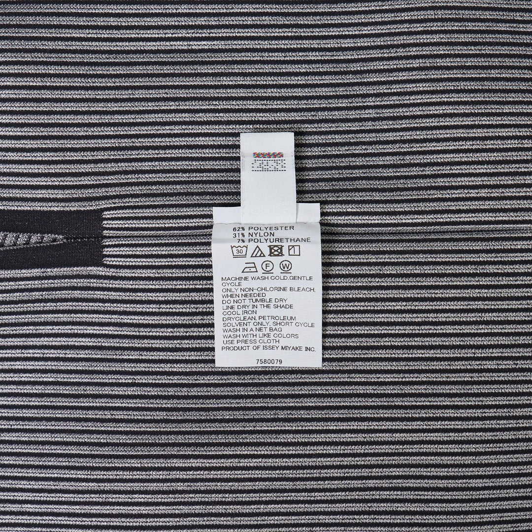 Club21 - PLEATS PLEASE ISSEY MIYAKE - A-Poc Form Shirt - KNIT TOPS - Black