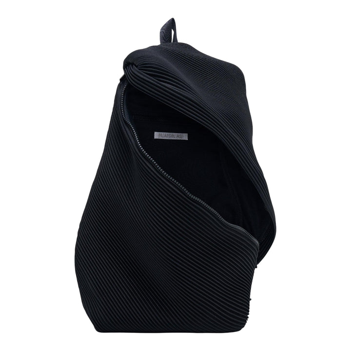 Club21 - PLEATS PLEASE ISSEY MIYAKE - Bias Pleats Backpack - HANDBAGS - Black