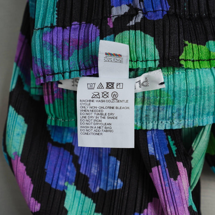 Club21 - PLEATS PLEASE ISSEY MIYAKE - Dance With New Friends Pants - PLEATED PANTS - Turquoise Green