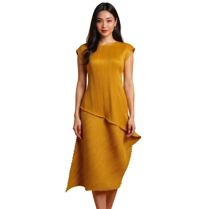 Club21 - PLEATS PLEASE ISSEY MIYAKE - Leap Dress - PLEATED DRESSES - Mustard
