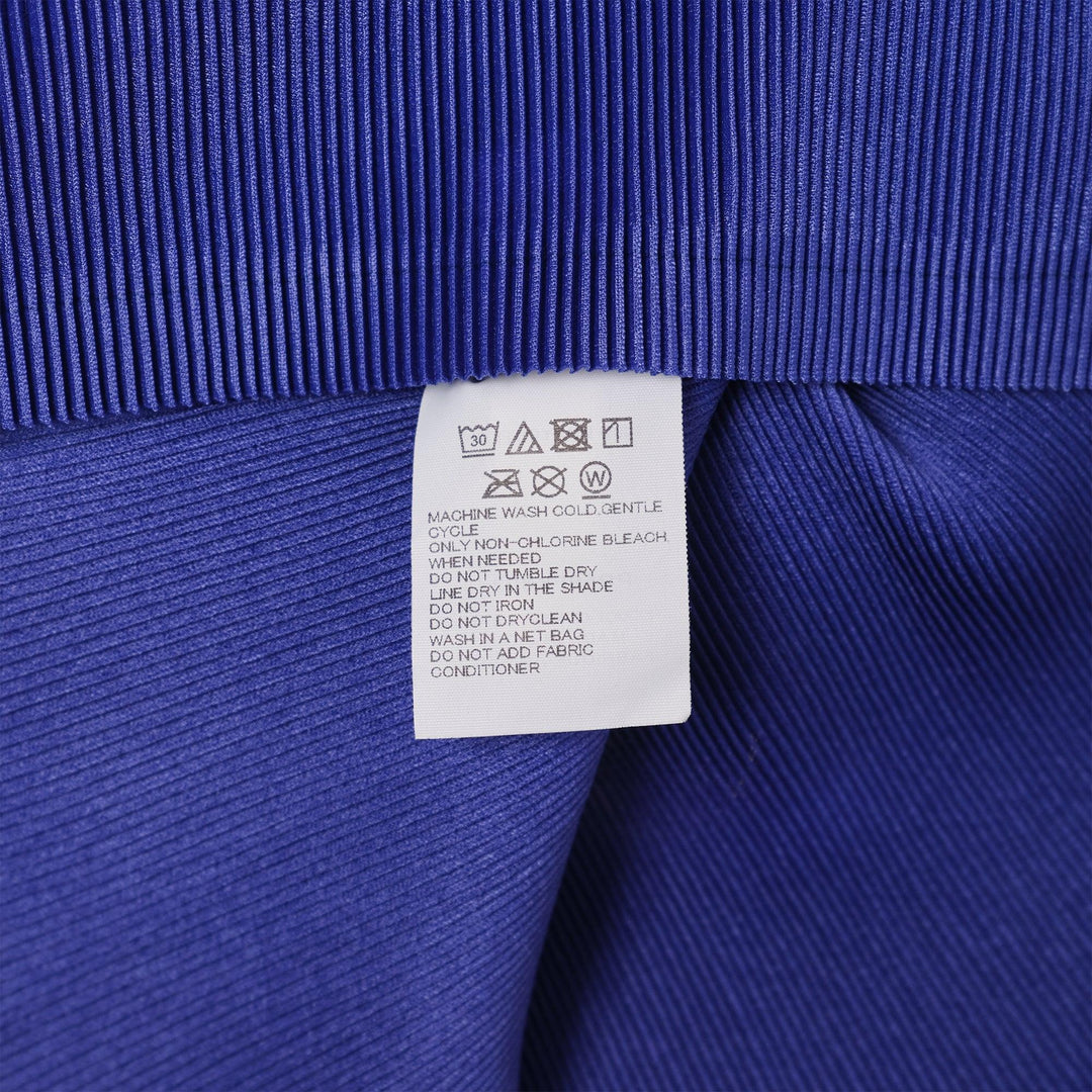 Club21 - PLEATS PLEASE ISSEY MIYAKE - Mist September High Neck Short Sleeve Top - PLEATED TOPS - Deep Blue
