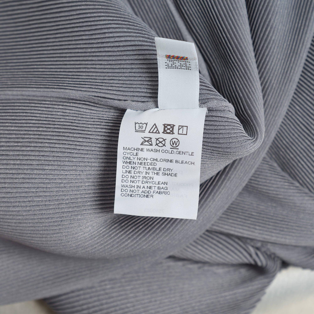 Club21 - PLEATS PLEASE ISSEY MIYAKE - Mist September Round Nek Top - PLEATED TOPS - Gray