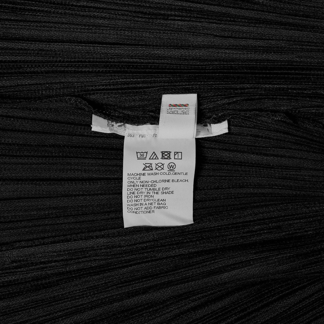 Club21 - PLEATS PLEASE ISSEY MIYAKE - Monthly Colors : Aug Dress - PLEATED DRESSES - Black