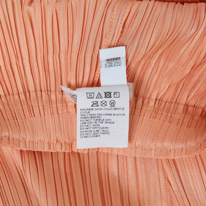 Club21 - PLEATS PLEASE ISSEY MIYAKE - Monthly Colors : Aug Wide Leg Pants - PLEATED PANTS - Coral Orange
