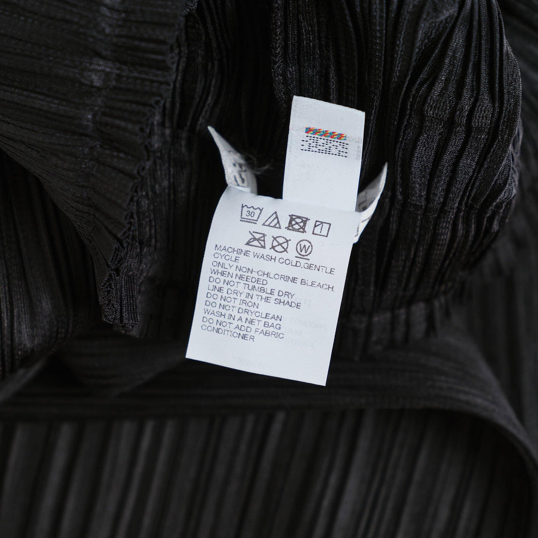 Club21 - PLEATS PLEASE ISSEY MIYAKE - Monthly Colors : September Jumpsuit - PLEATED JUMPSUITS - Black