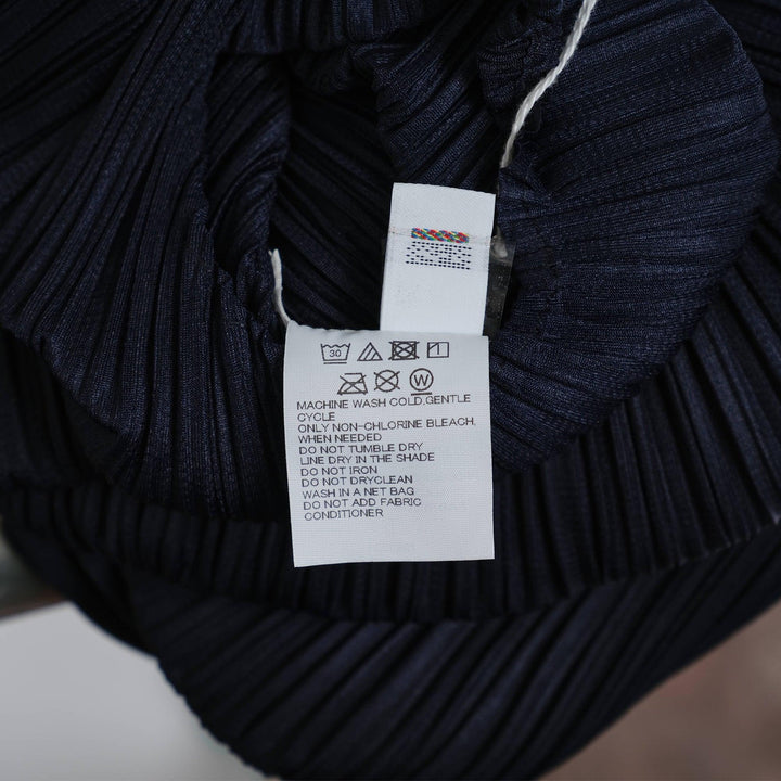 Club21 - PLEATS PLEASE ISSEY MIYAKE - New Colorful Basics 4 Dress - PLEATED DRESSES - Navy