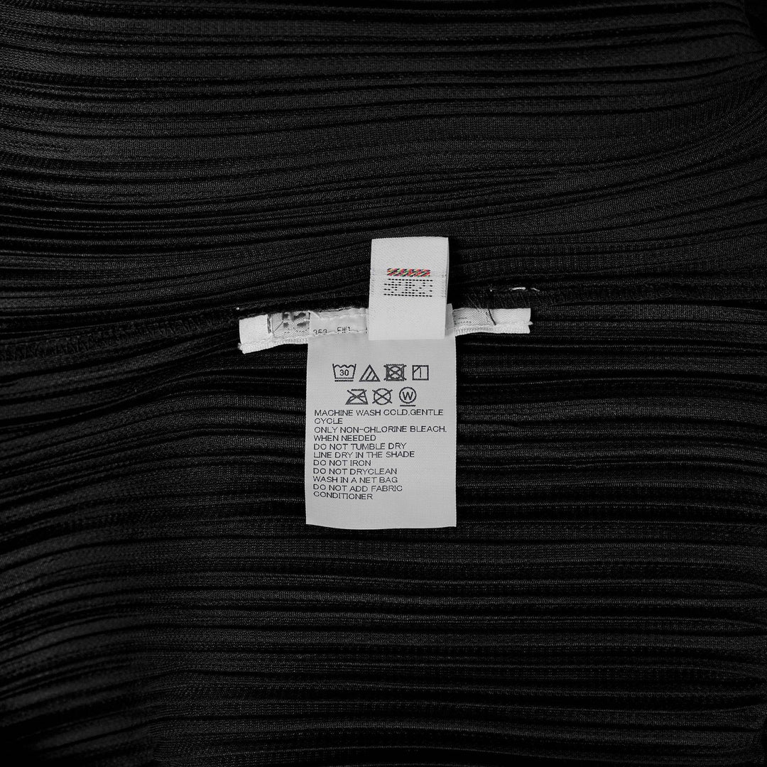 Club21 - PLEATS PLEASE ISSEY MIYAKE - Pointe Shirt - PLEATED TOPS - Black