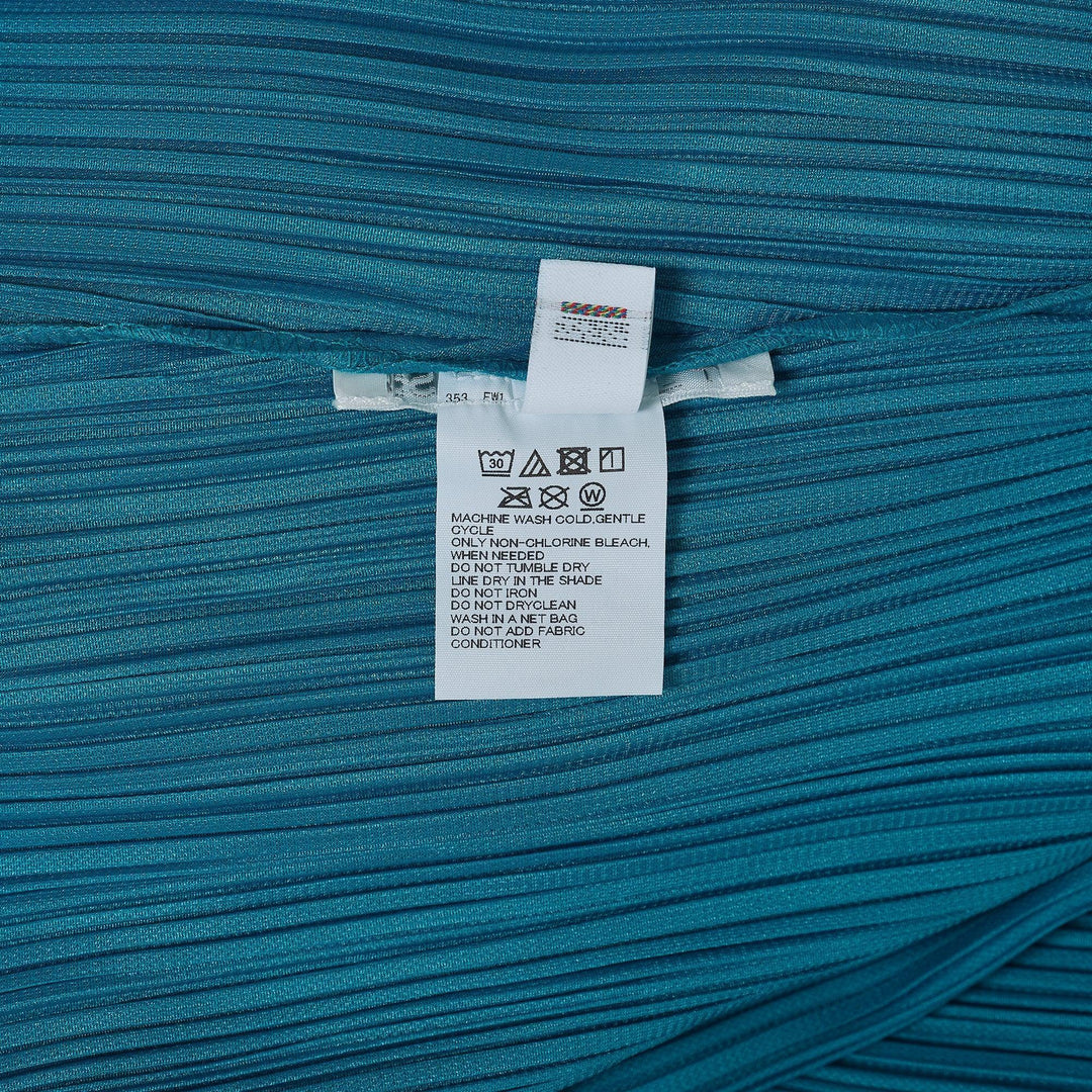 Club21 - PLEATS PLEASE ISSEY MIYAKE - Wave Dress - PLEATED DRESSES - Turquoise Blue