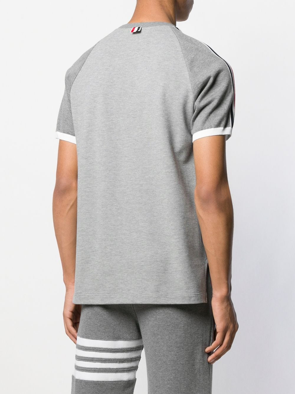 Thom-Browne-Short-Raglan-Sleeve-T-Shirt-Light-Grey-4