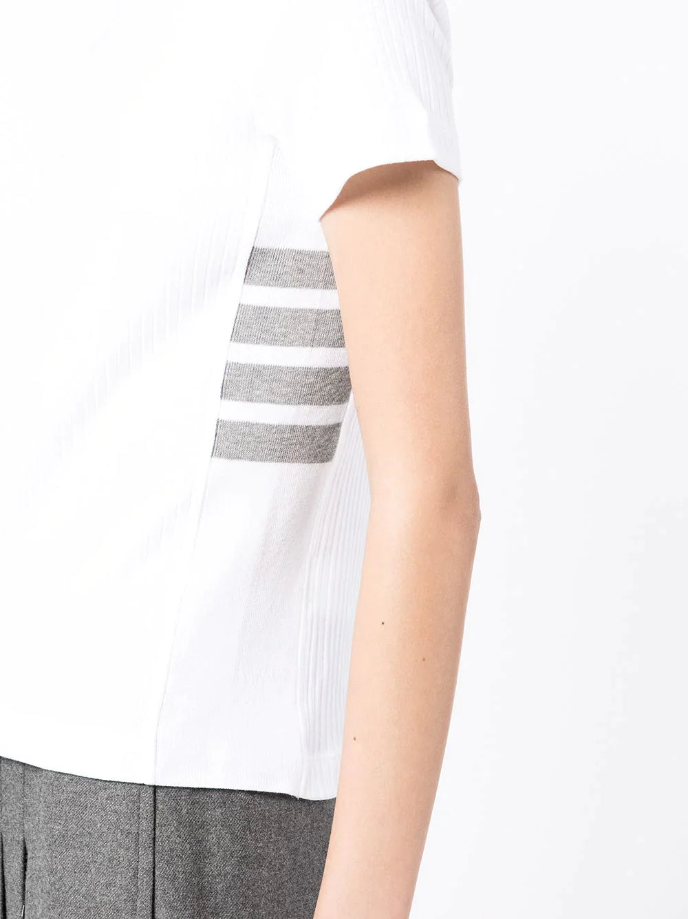 Thom-Browne-Short-Sleeve-Tee-With-4Bar-Side-White-5