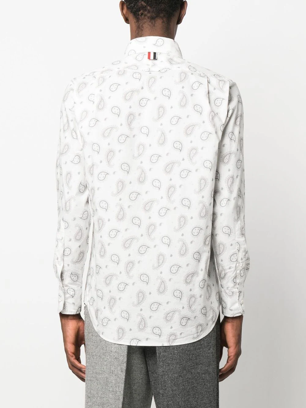 Thom-Browne-Straight-Fit-Shirt-Light-Grey-4