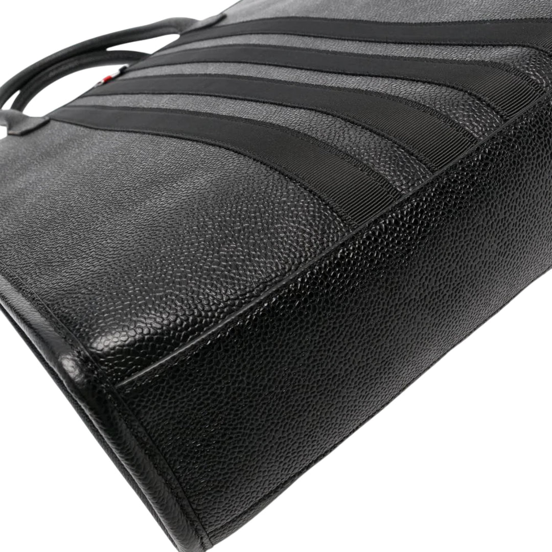 Club21 - Thom Browne - Vertical Tote With Gros Grain Men - HANDBAGS - Black