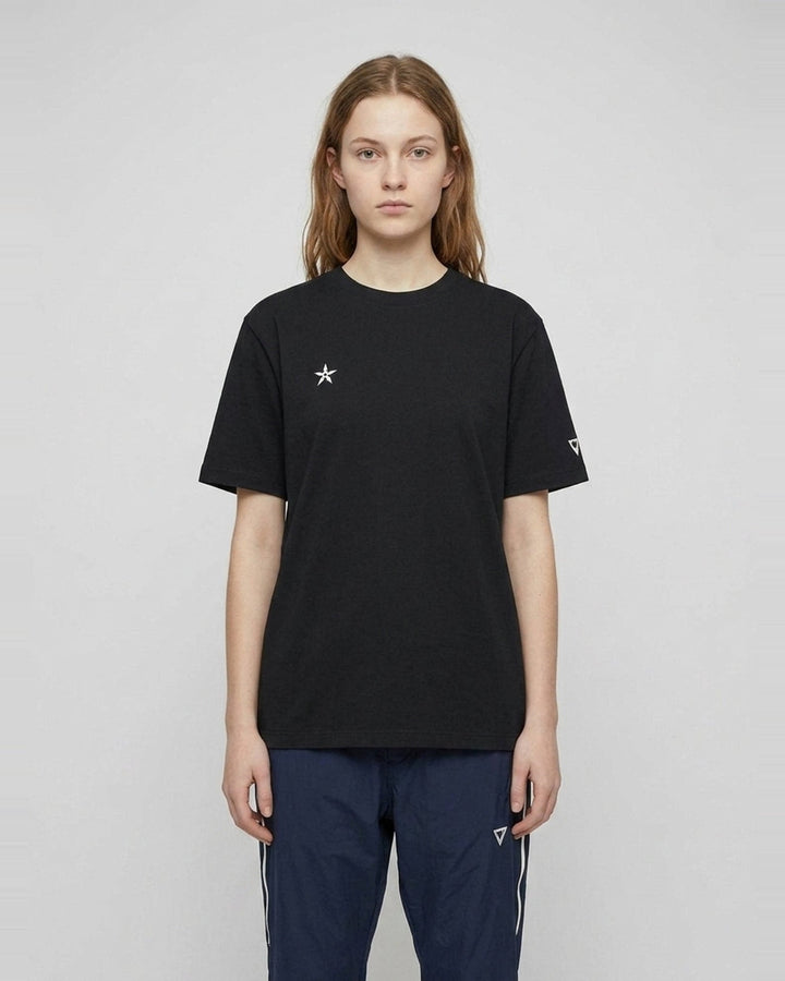 Symbol Basic Tee | Blackjack | Club21 - front female