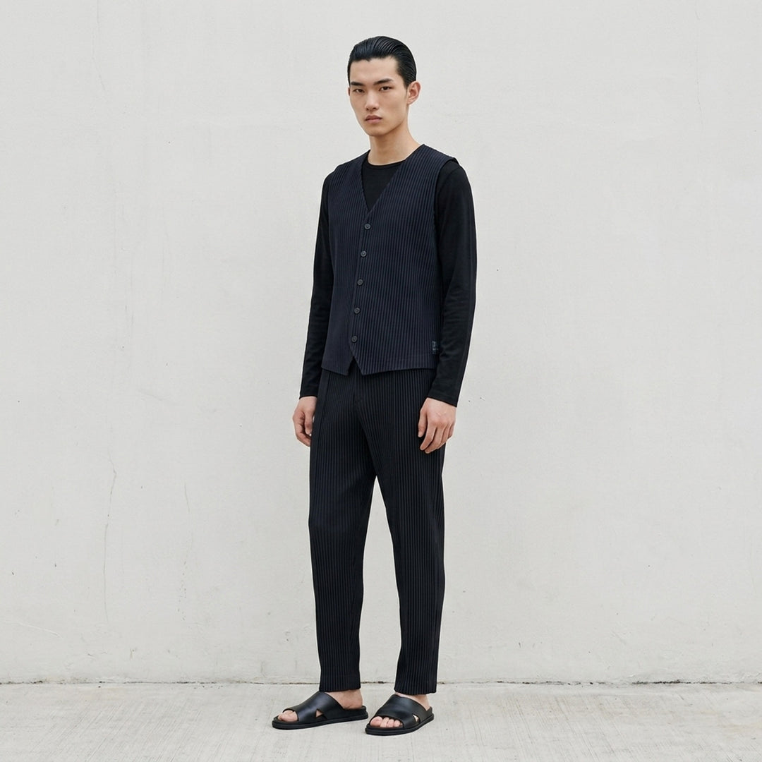 Basics Pleated Vest | Homme Plissé Issey Miyake | Club21 - lifestyle