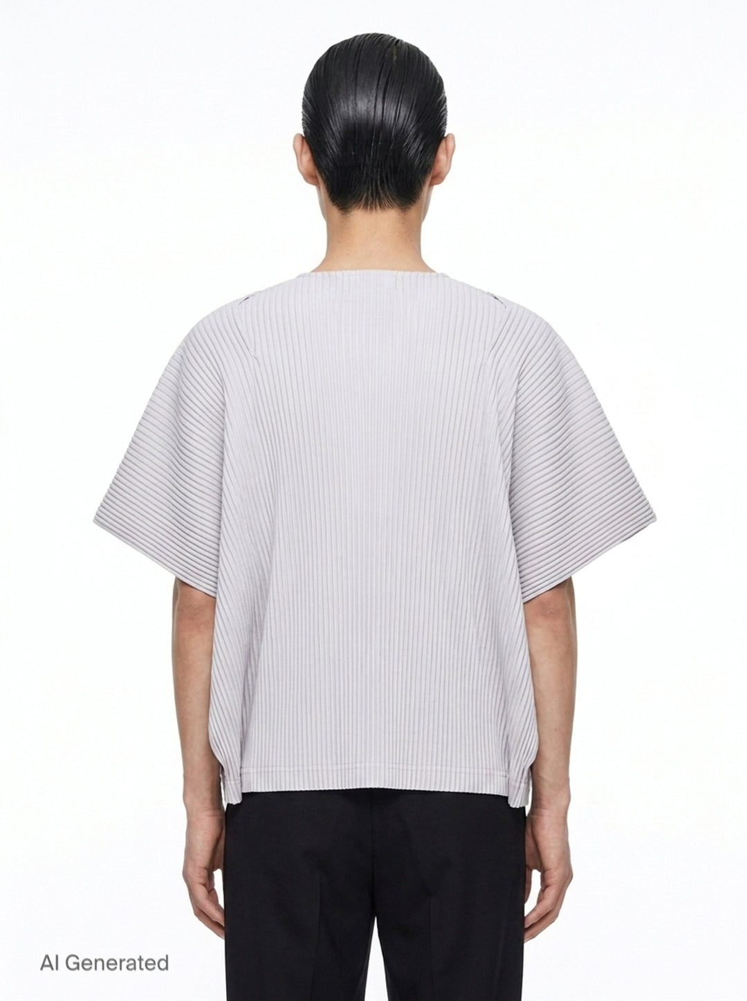 Motion Blur | Homme Plissé Issey Miyake | Club21 - back