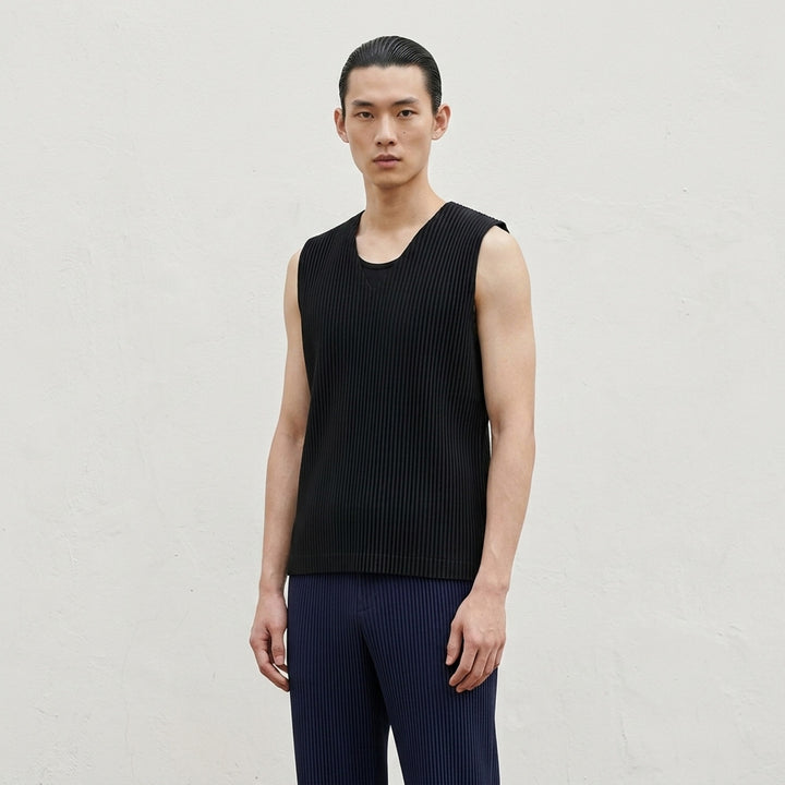Pleated V-Neck Vest | Homme Plissé Issey Miyake | Club21 - lifestyle