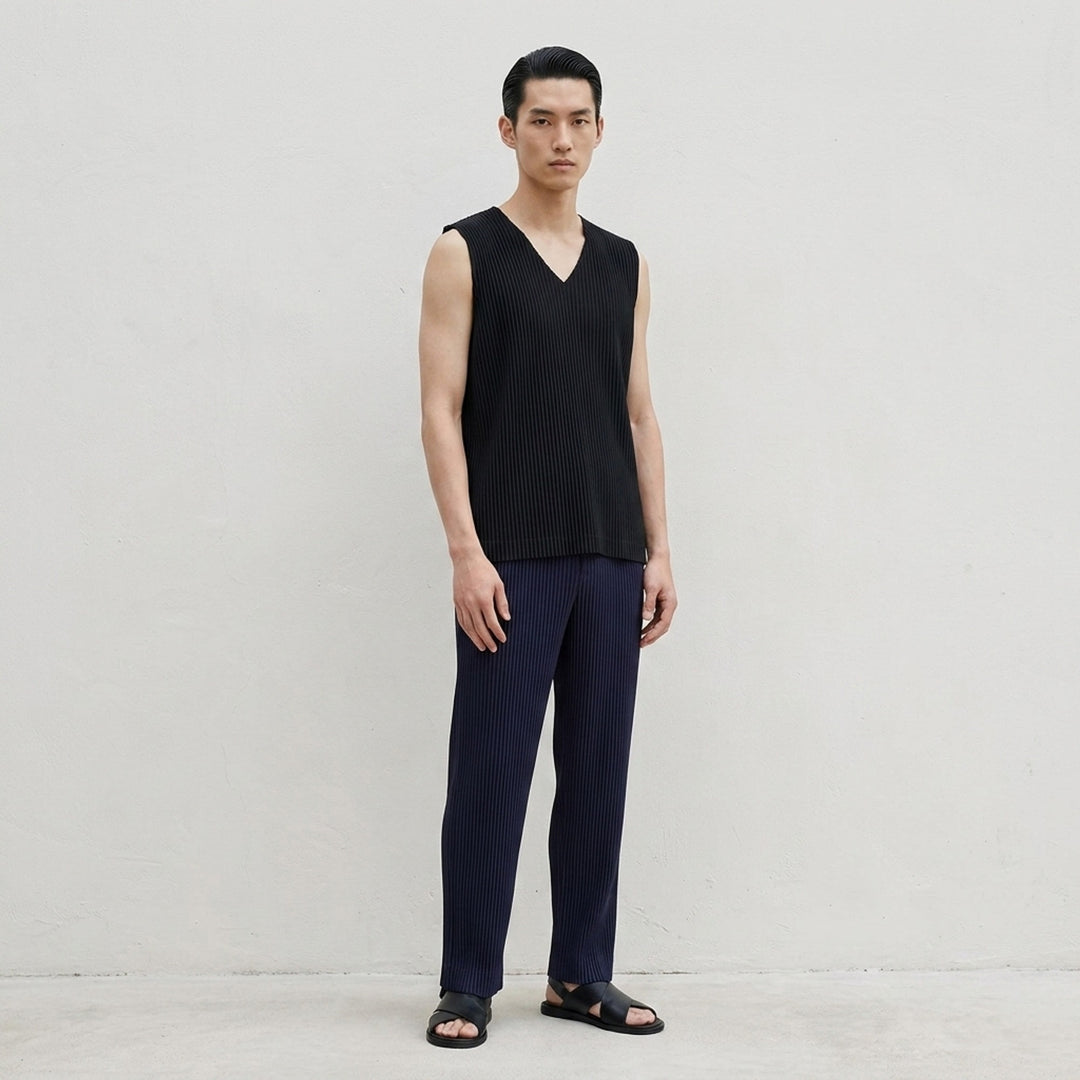 Ribbed V-Neck Knit Vest | Homme Plissé Issey Miyake | Club21 - lifestyle