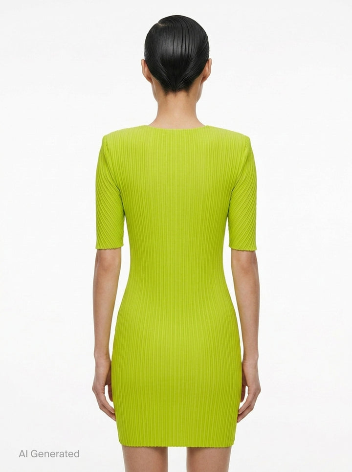 Box Shoulder Pleated Dress | Issey Miyake | Club21 - back