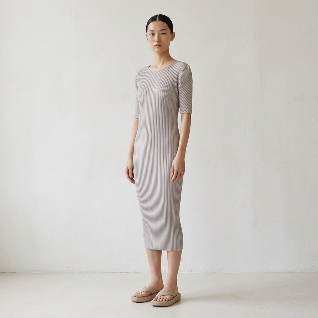 Box Shoulder Pleated Dress | Issey Miyake | Club21 - lifestyle