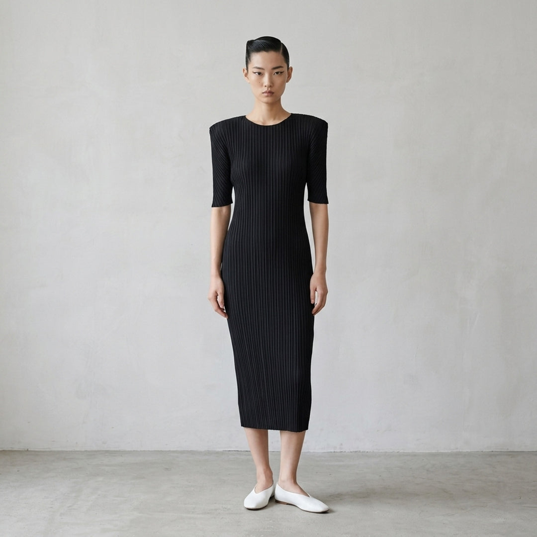 Box Shoulder Pleated Dress | Issey Miyake | Club21 - lifestyle