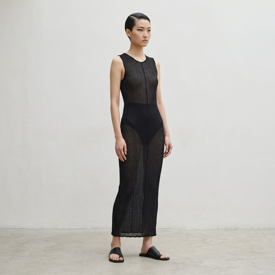 Karami Knit Maxi Dress | Issey Miyake | Club21 - lifestyle