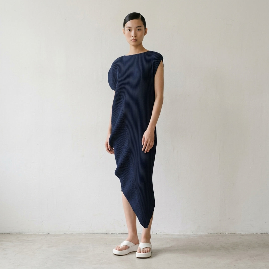 Leaf Pleats Asymmetric Dress | Issey Miyake | Club21 - lifestyle