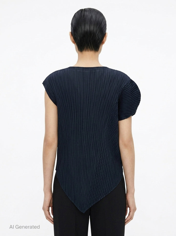 Leaf Pleats Asymmetric Top | Issey Miyake | Club21 - back