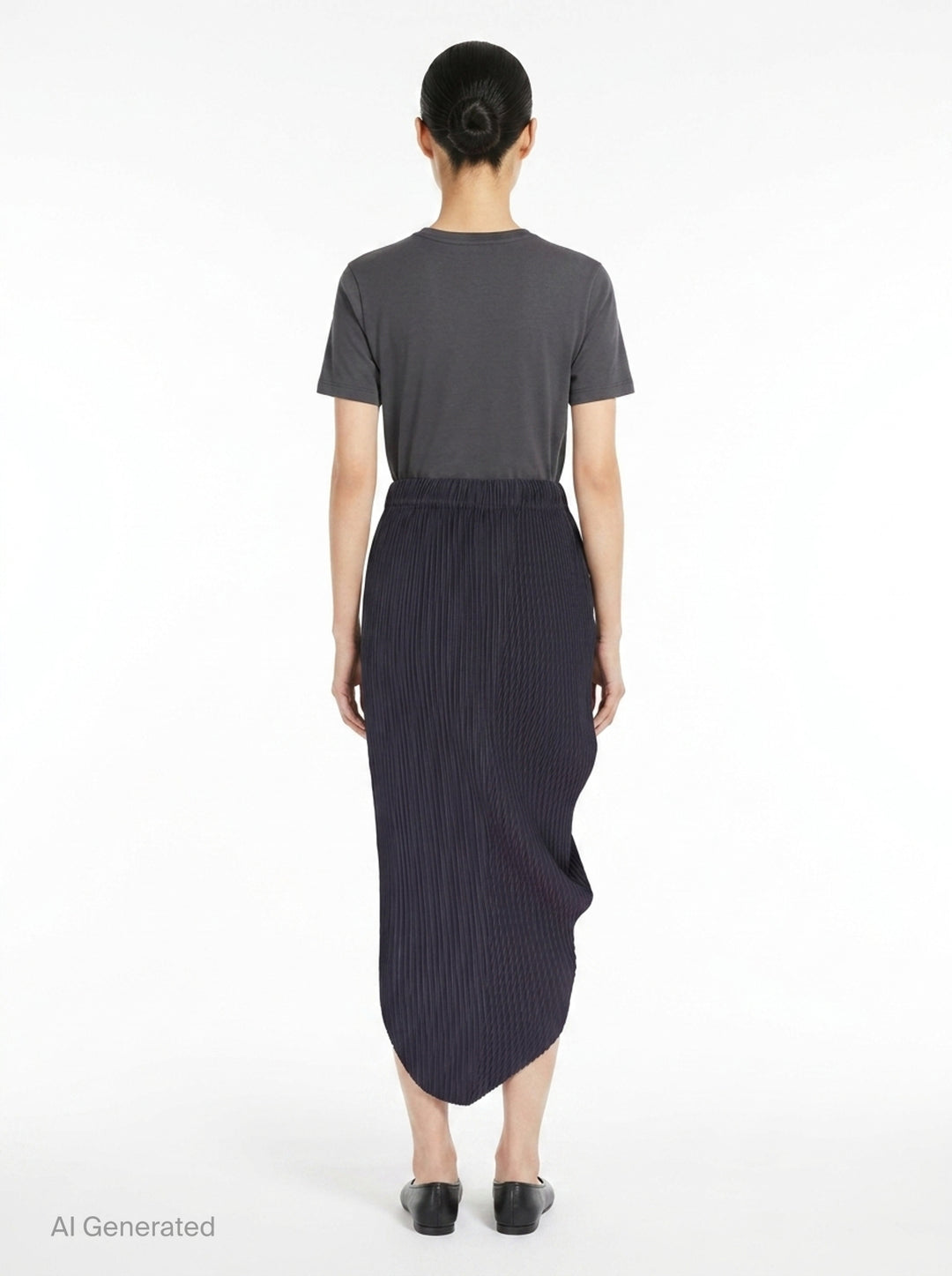 Leaf Pleats | Issey Miyake | Club21 - back