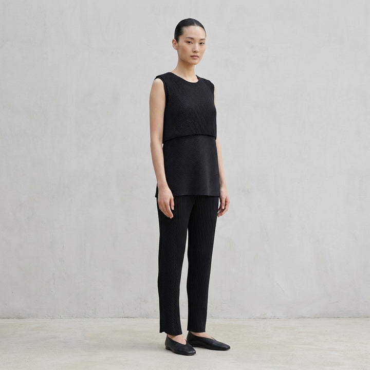 Pleated Pants | ISSEY MIYAKE | Club21 - lifestyle