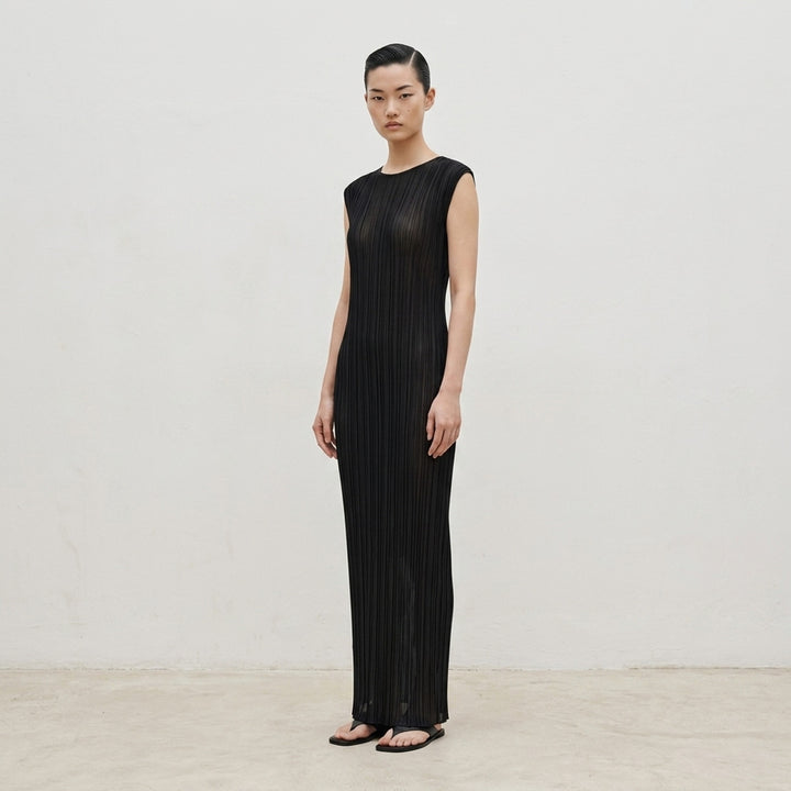 Sheer Slit Pleated Dress | Issey Miyake | Club21 - lifestyle
