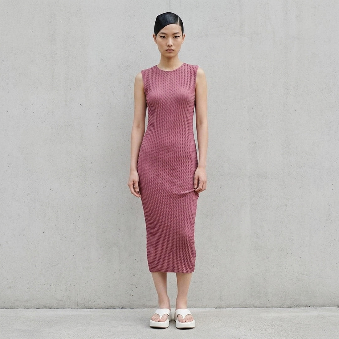 Sleek Pleats | Issey Miyake | Club21 - lifestyle