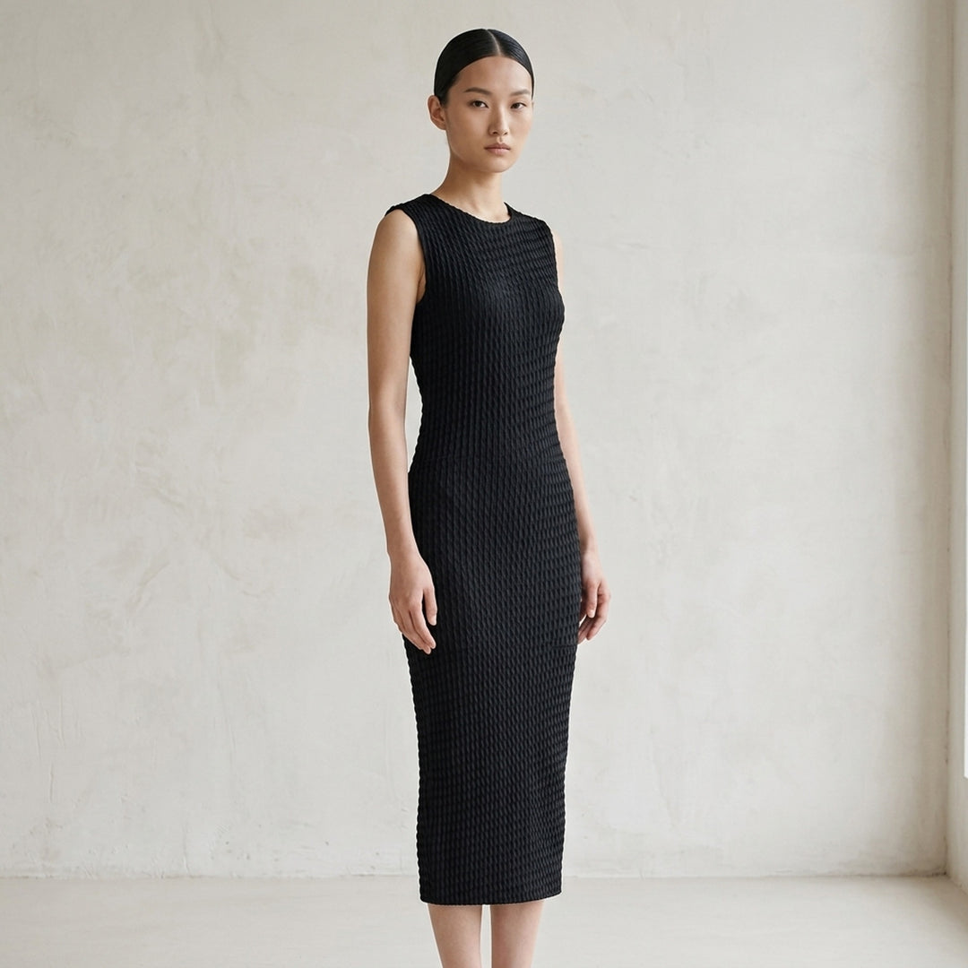 Sleek Pleats | Issey Miyake | Club21 - lifestyle