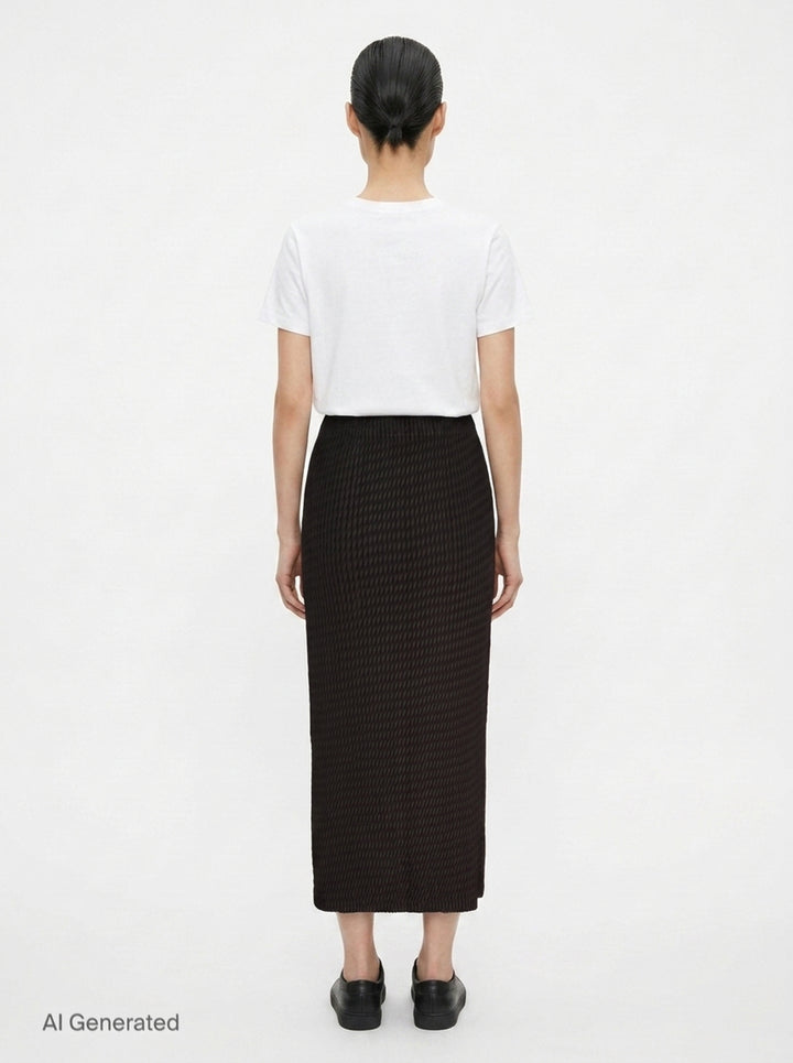 Sleek Pleats | Issey Miyake | Club21 - back