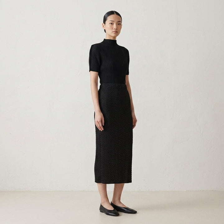 Sleek Pleats | Issey Miyake | Club21 - lifestyle