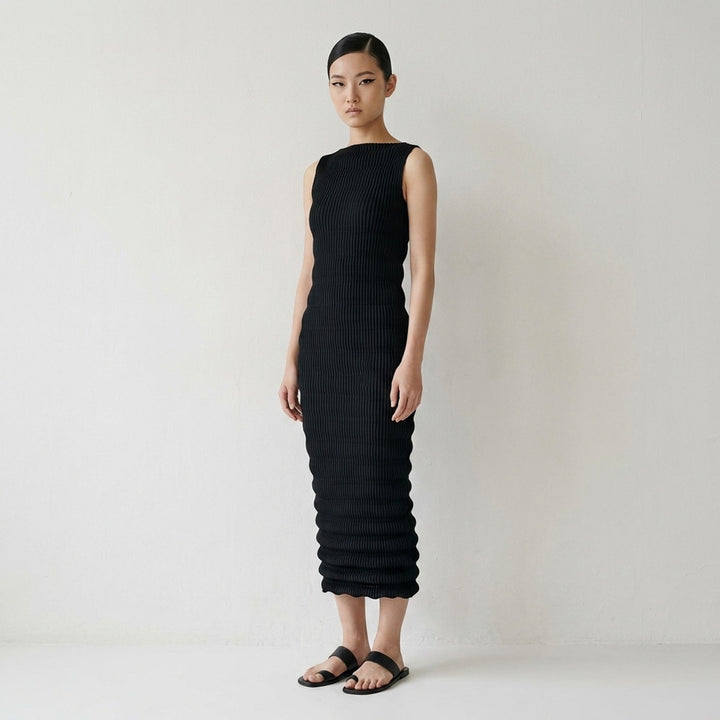 Spring Pleats | Issey Miyake | Club21 - lifestyle
