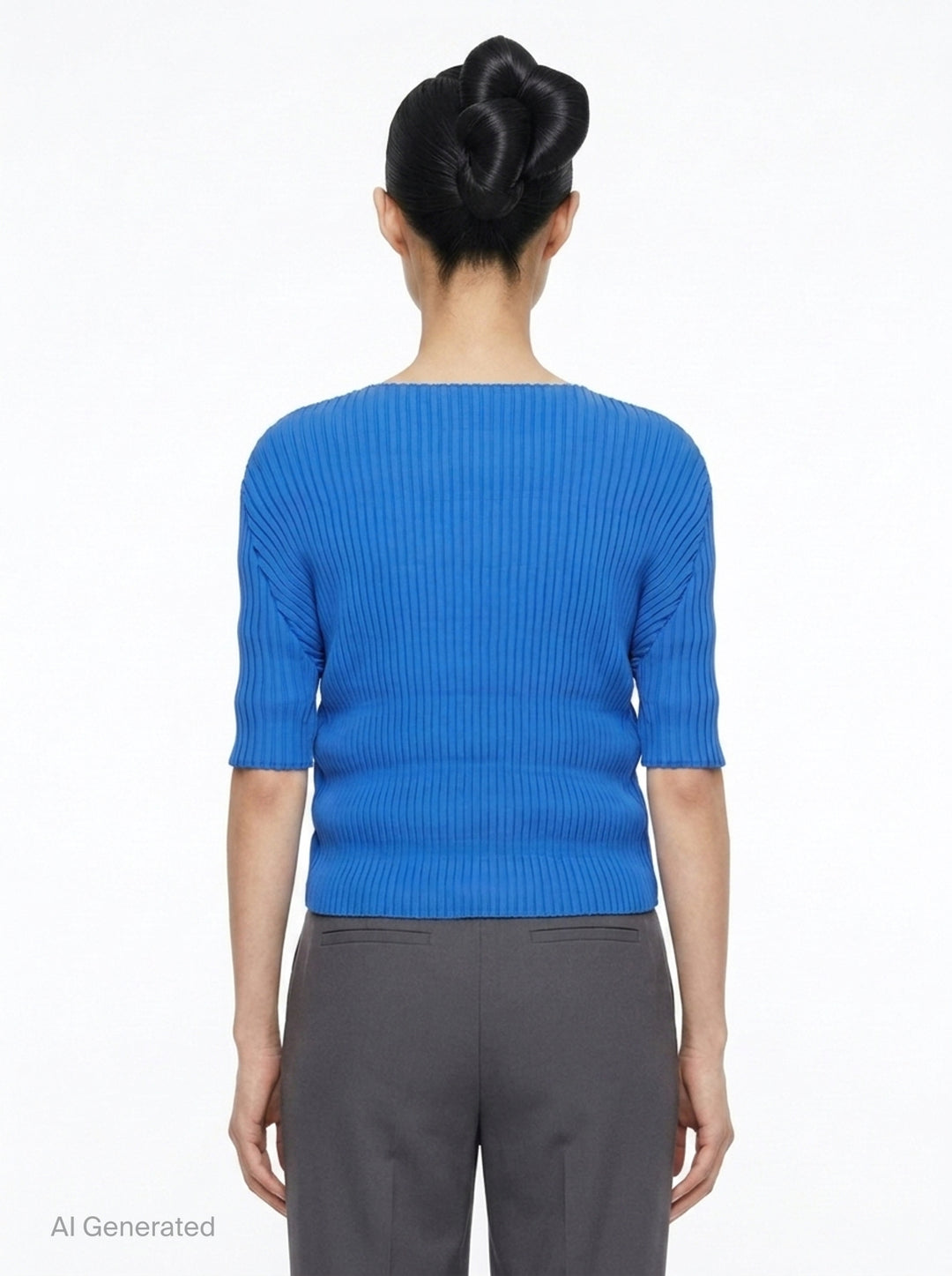 Spring Pleats | Issey Miyake | Club21 - back