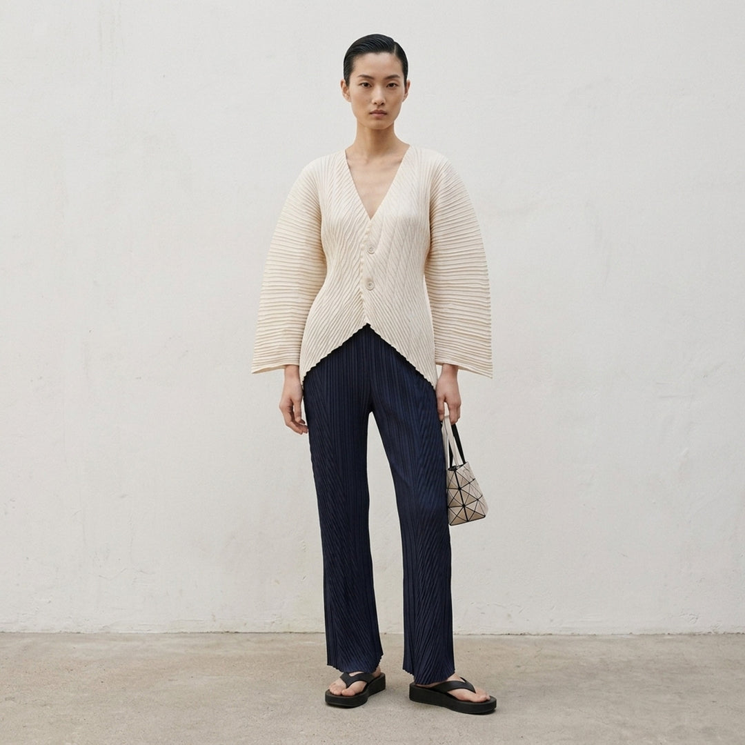 Unfurling Pleats | Issey Miyake | Club21 - lifestyle