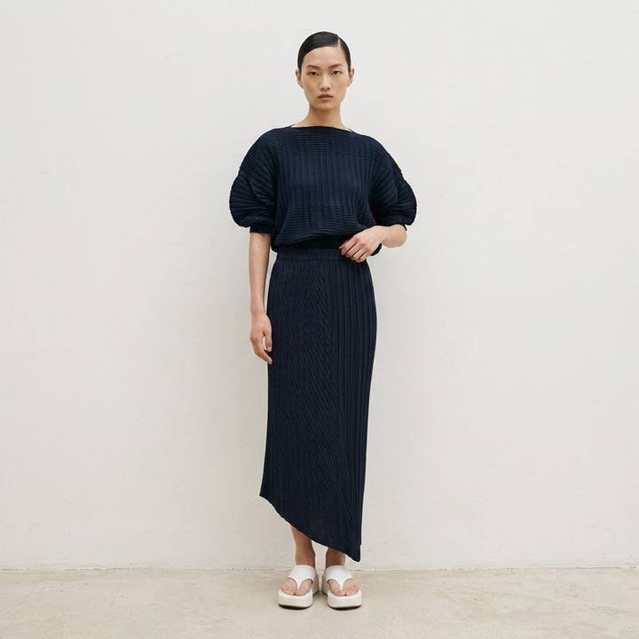 Unfurling Pleats | Issey Miyake | Club21 - lifestyle