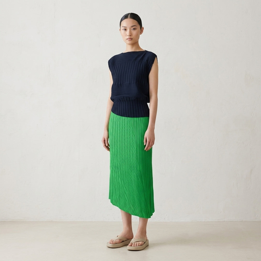 Unfurling Pleats | Issey Miyake | Club21 - lifestyle