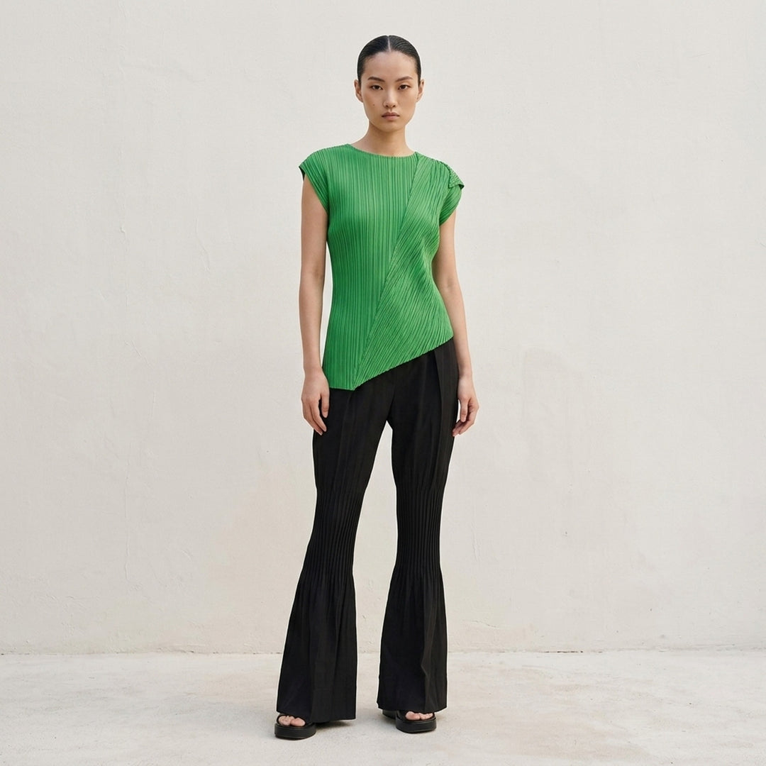 Unfurling Pleats | Issey Miyake | Club21 - lifestyle