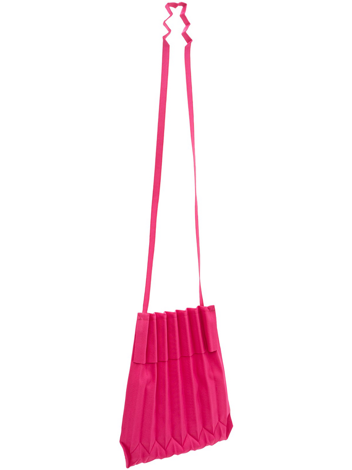 me ISSEY MIYAKE TRUNK PLEATS Bag 12 Cross Body Magenta 3