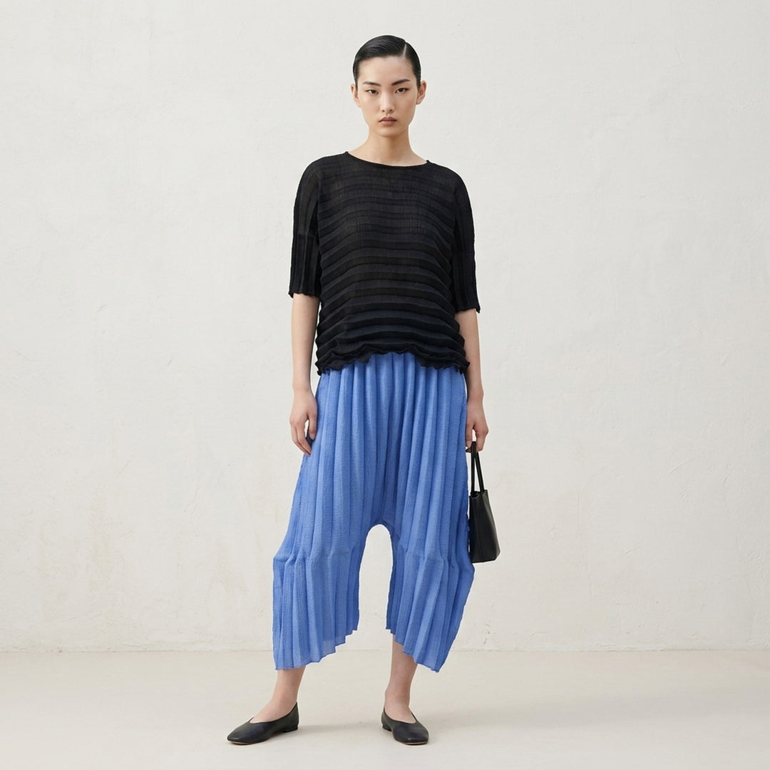 Accordion See-Through Crepe | me Issey Miyake | Club21 - lifestyle